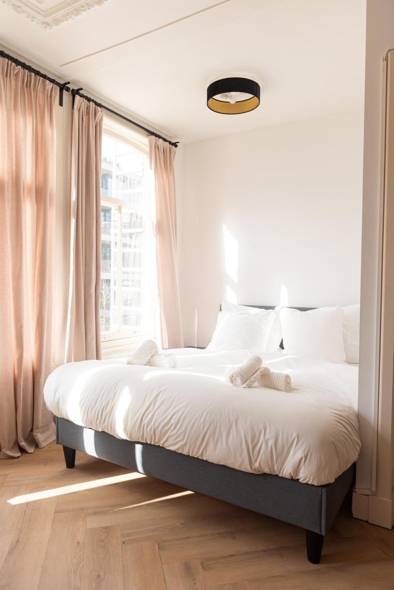 אמסטרדם Historic Canal House Apartment מראה חיצוני תמונה