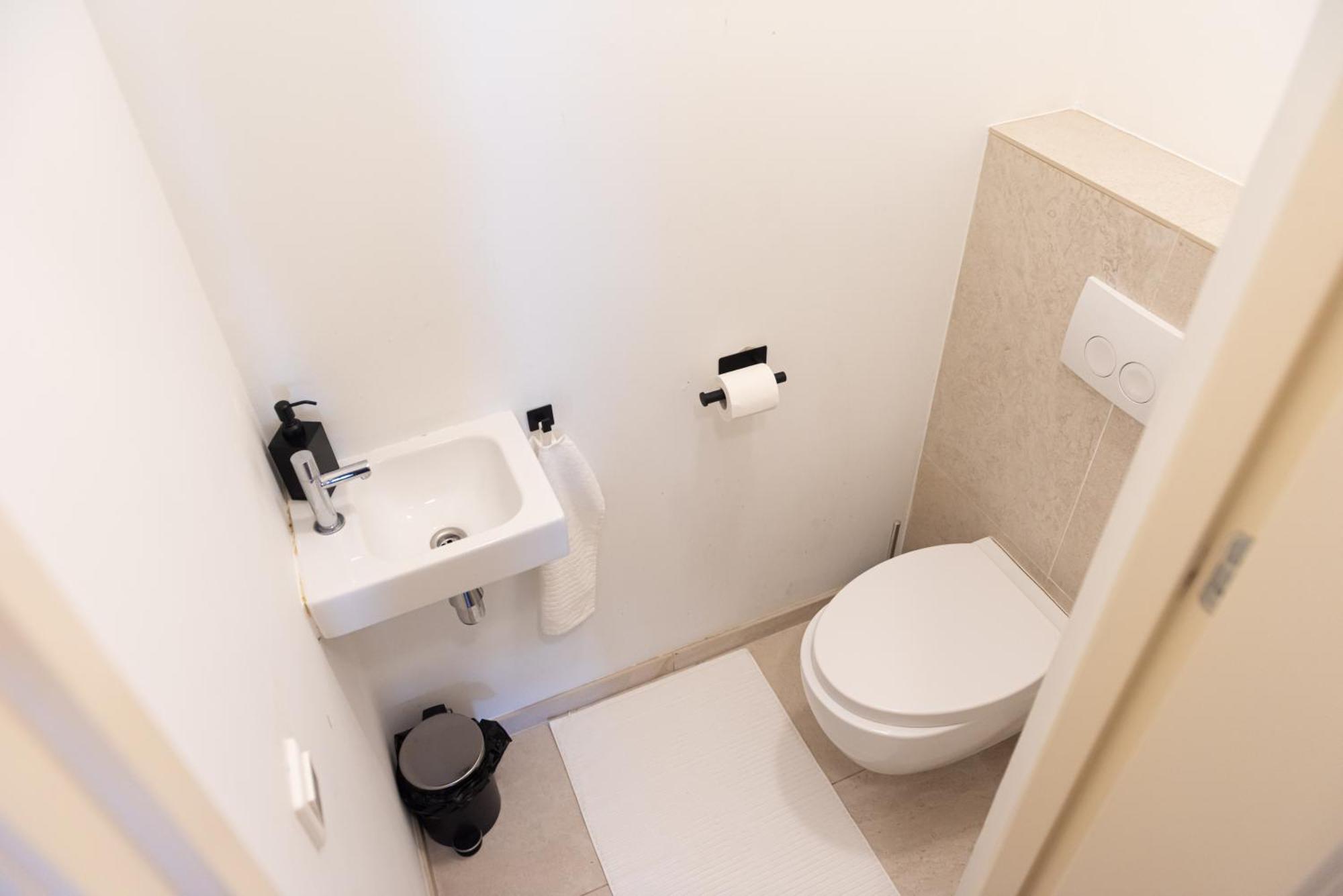 אמסטרדם Historic Canal House Apartment מראה חיצוני תמונה